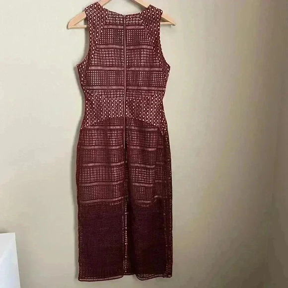 Keepsake‎ Sweet Nothing Burgundy Lace Midi Dress - Picture 16 of 16